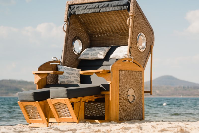 geöffneter Strandkorb