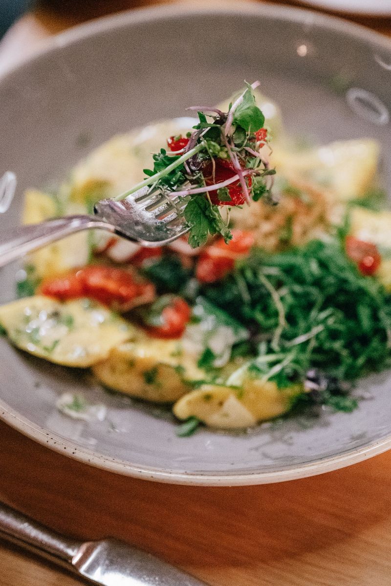 Pasta Teigtaschen mit getrockneten Tomaten